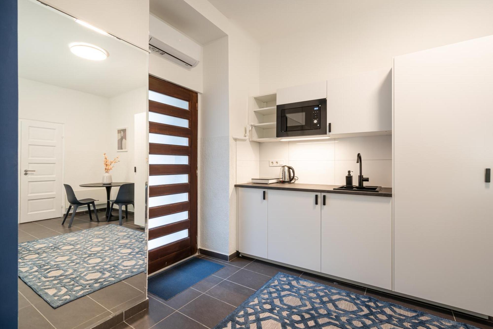 R10- Boutique Apartments, Best Location. By Bqa Budapest Esterno foto